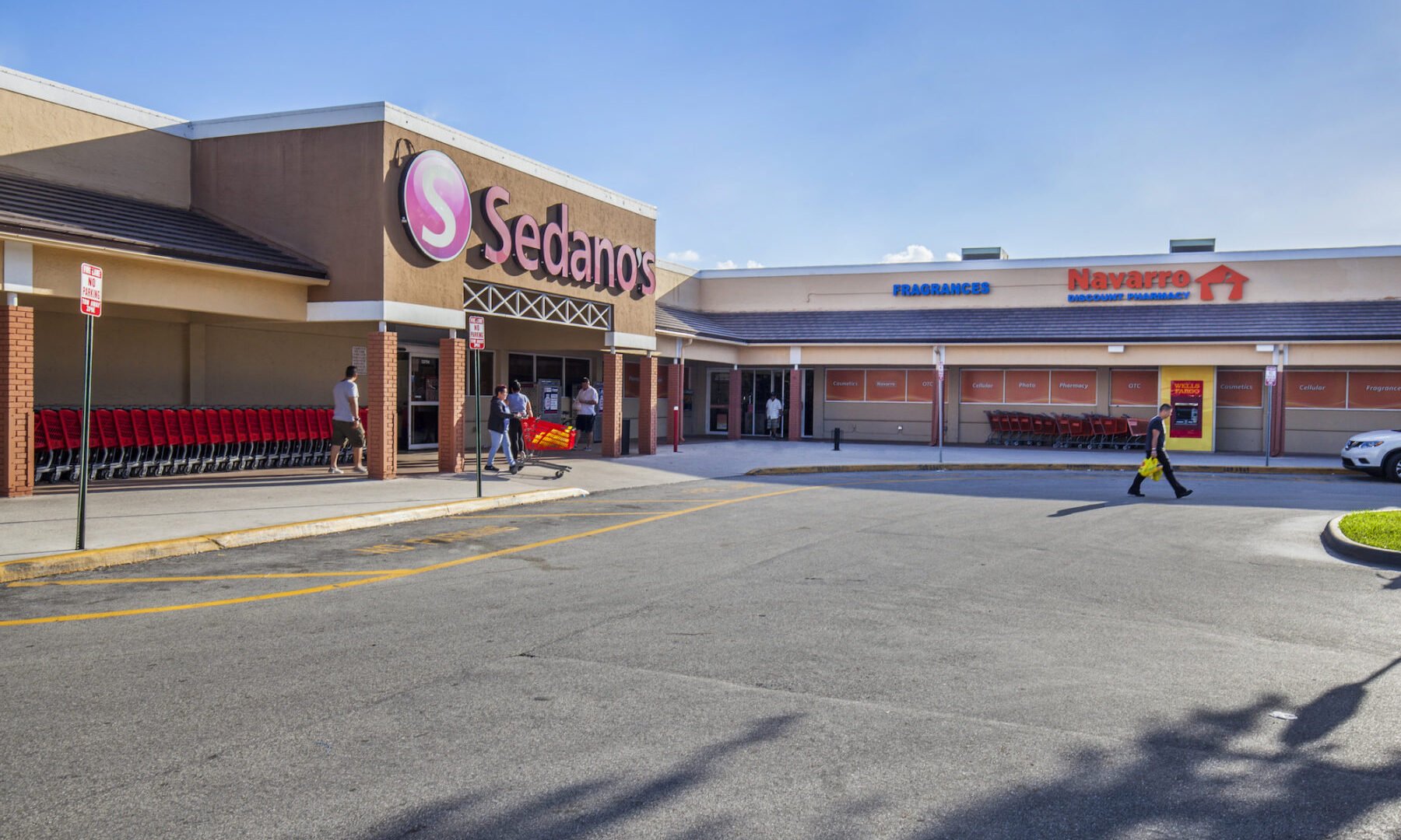 MMG Equity Partners Refinances Retail Center, Town and Country Plaza for $27M